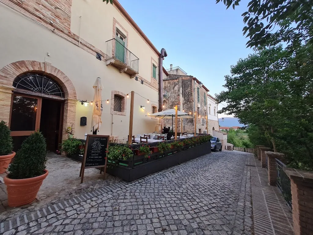 Osteria al castello_Nocciano_slider_image_3