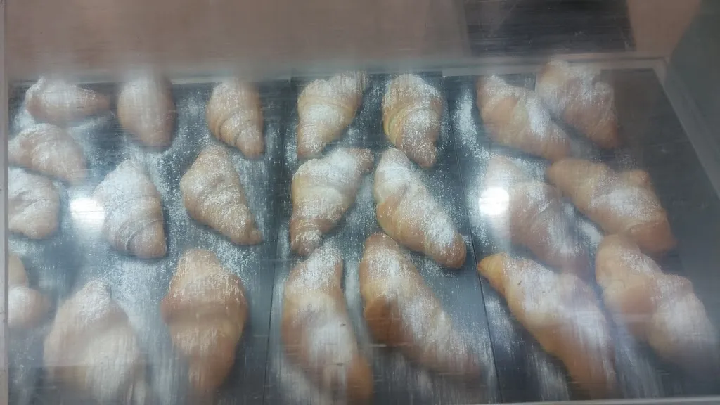 Anna Saggia_Bar La Sosta_Villa Literno_review