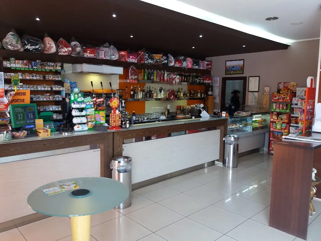 Pasquale Cerullo_Bar dei Mille di Della Corte Salvatore_Villa Literno_review