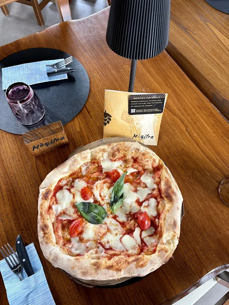 Màgifra Gourmeat Tap-Room, Aperitipico, Braceria, Pizzeria Gourmet, Ristopub, Gluten Free, Eventi, craft food & drink shop_Vitulazio_slider_image_3