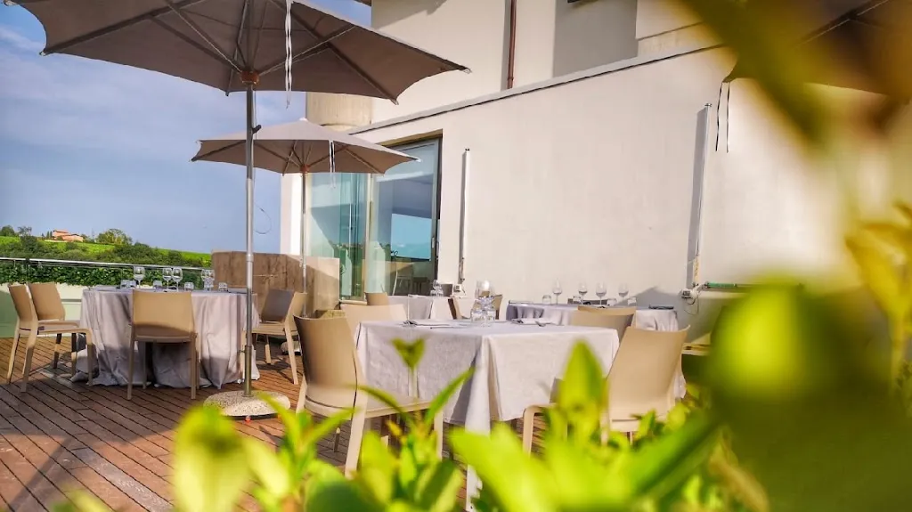 Osteria Dei Sani_Notaresco_slider_image_1