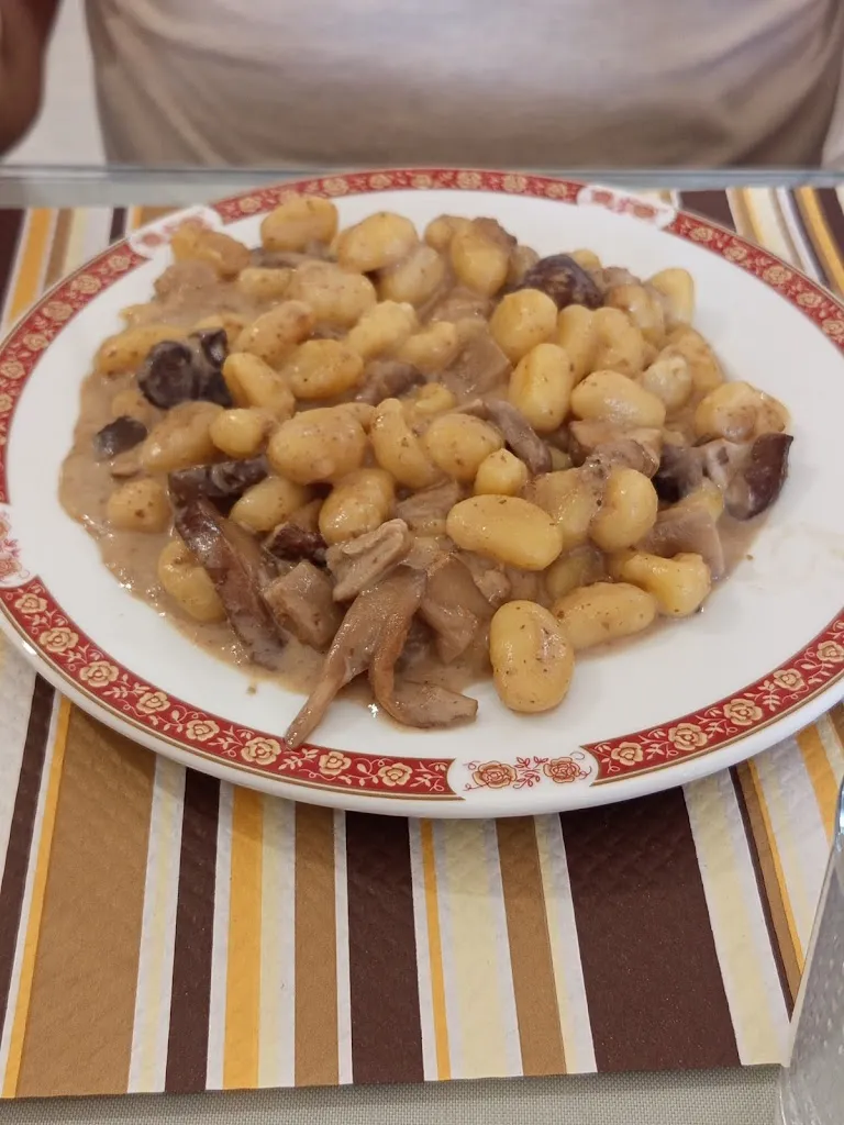 Giovanna Fischetti_Ristorante snack bar paninoteca tavola calda LA META - Vitulazio_Vitulazio_review