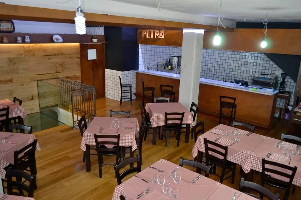 Petró Osteria Contemporanea_Volturara Irpina_slider_image_1