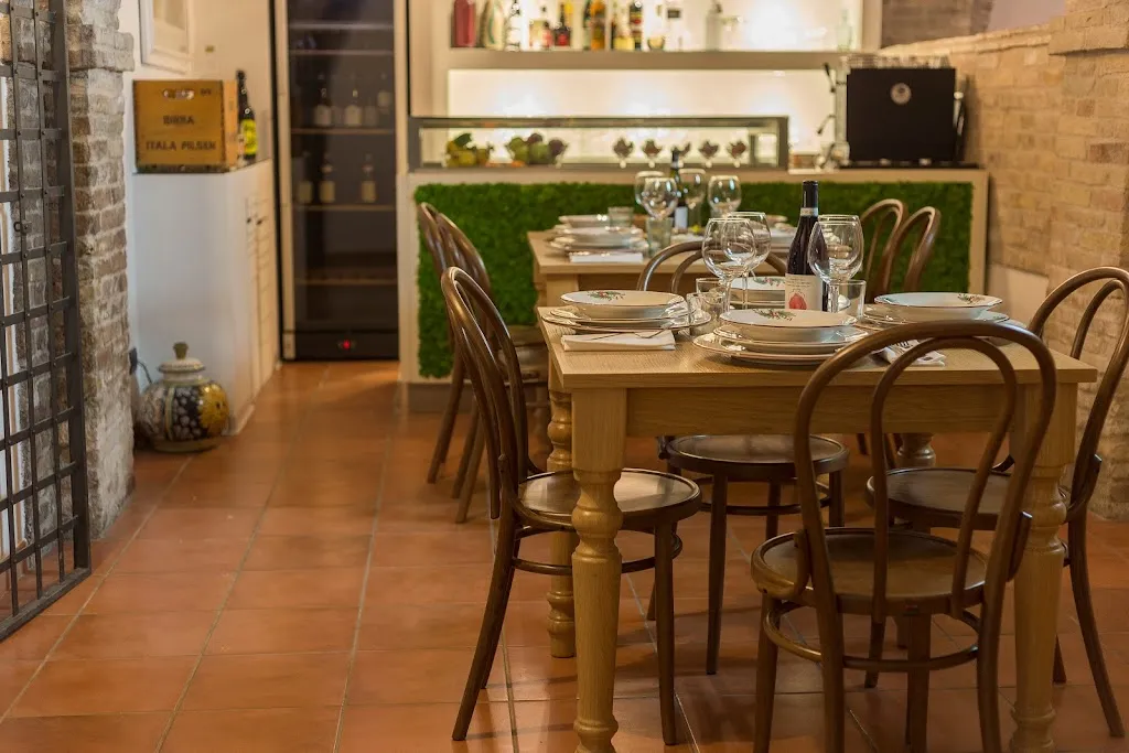 Ristorante Il Tavolino di Pó restaurant in Notaresco