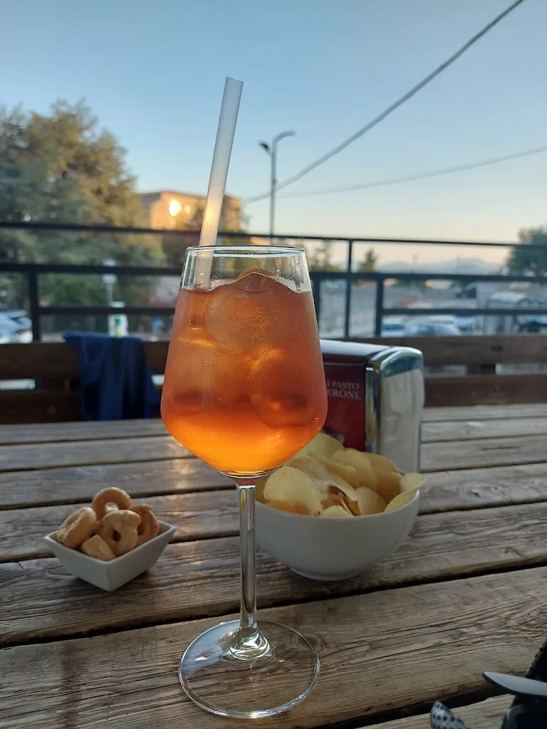 Bar Nisco restaurant in Zungoli