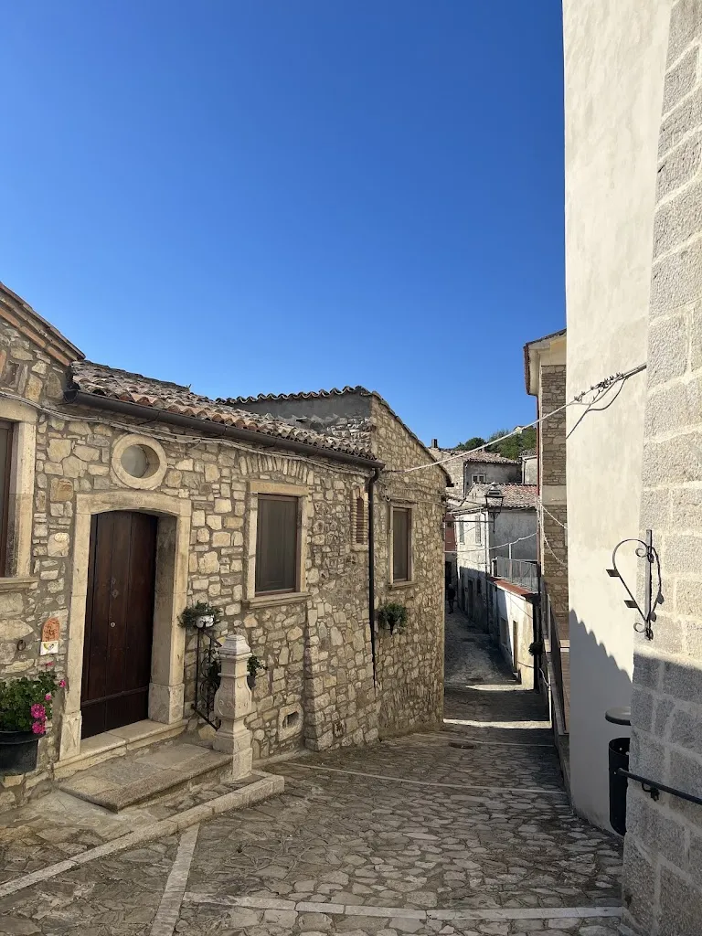 Castello Di Zungoli_Zungoli_slider_image_3