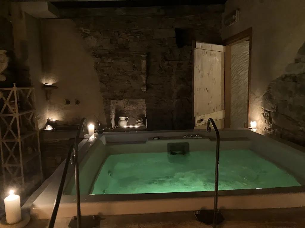 Borgo Casale_Albareto_slider_image_3