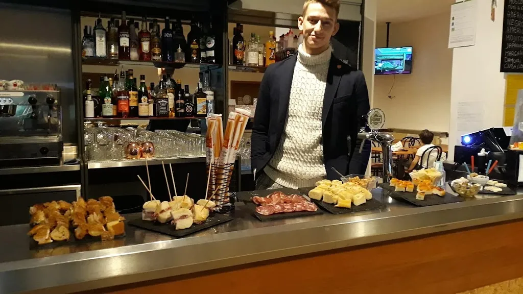 Grill House_Alseno_slider_image_1