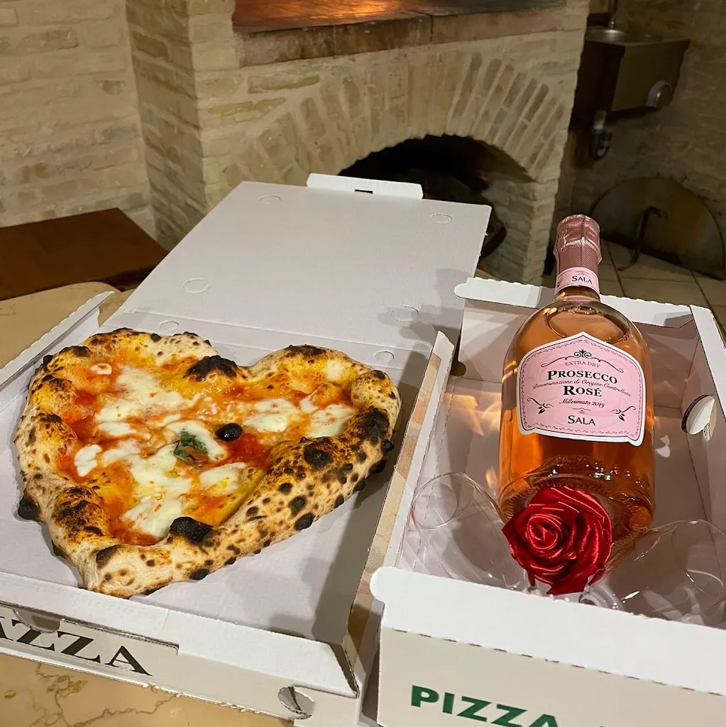 Lovely Rita Pizza&Soul_Albinea_slider_image_3