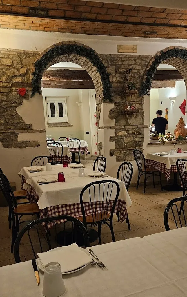 Antica Osteria Del Borgo Srl_Albinea_slider_image_3
