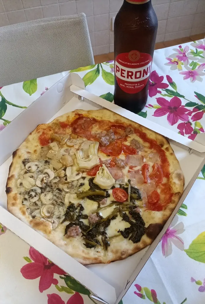 Andrea Tirelli_Pizzeria Luna Rossa da Franco_Arceto_recensione