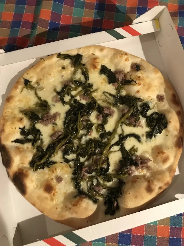 Pietro Paolo Colaps_Pizzeria Luna Rossa da Franco_Arceto_recensione