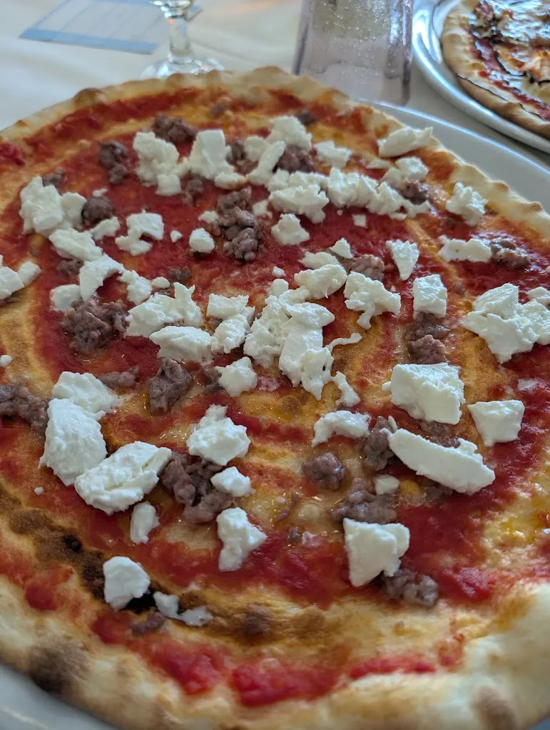 Pizzeria Luna Rossa 2_Arceto_slider_image_2