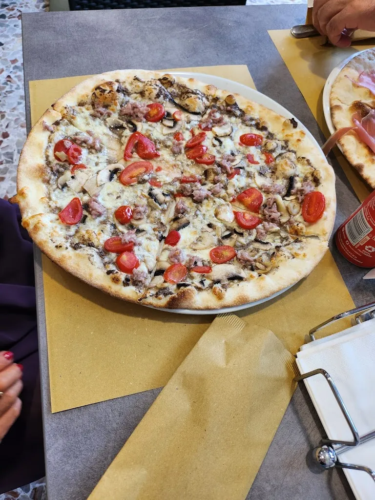 Menu_Pizzeria L'Angolo Arceto_Arceto_image_6