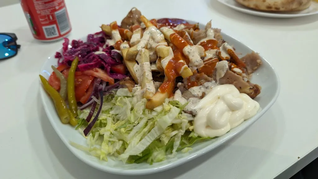 Frank Hähnel_İstanbul city grill Kebab Pizzeria_Anzola dell'Emilia_recensione