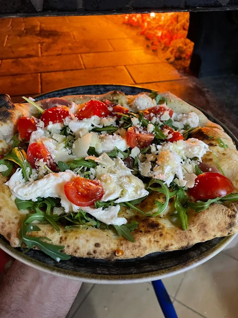 Parfin Pizzeria_Anzola dell'Emilia_slider_image_2