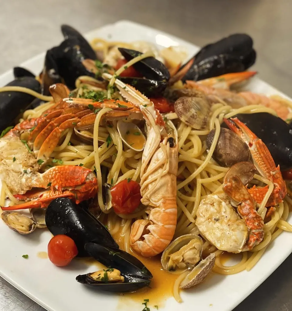 Bar Trattoria Da Chiara_Altedo_slider_image_3