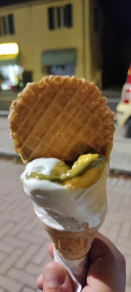 Riccardo Cavalieri d'Oro_Antica Cremeria_Altedo_review