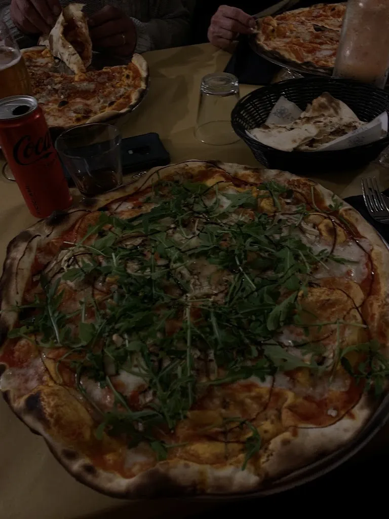 Gaia Lotierzo_Nuova Osteria dei Tarocchi Pizzeria a Minerbio_Altedo_review