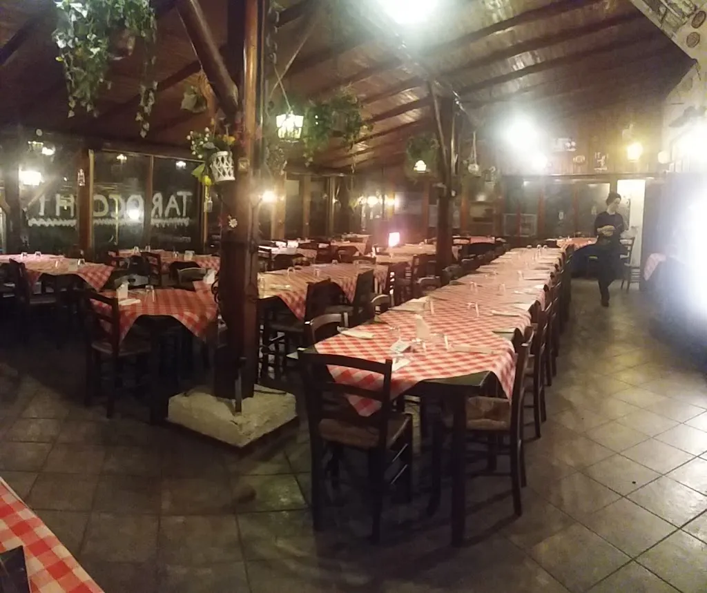 Nuova Osteria dei Tarocchi Pizzeria a Minerbio restaurant in Altedo