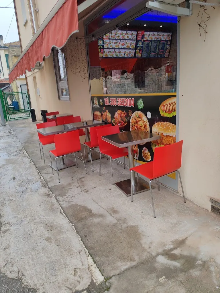 Pizza e kebab fratelli ali altedo restaurant in Altedo