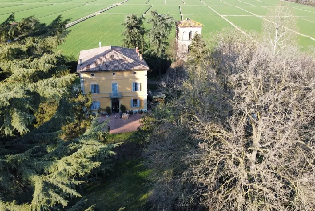 Villa la Torre_Argelato_slider_image_3