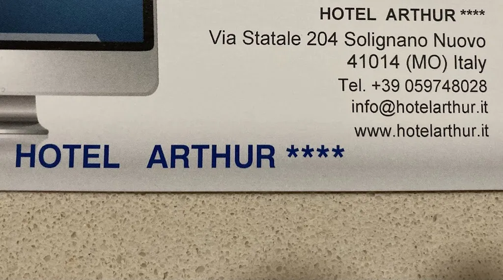 Sebastiano Scarvatti_Hotel Arthur_Baggiovara_review