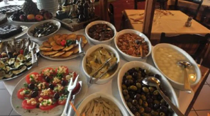 L'Osteria di Via Giardini Srl_Baggiovara_slider_image_3