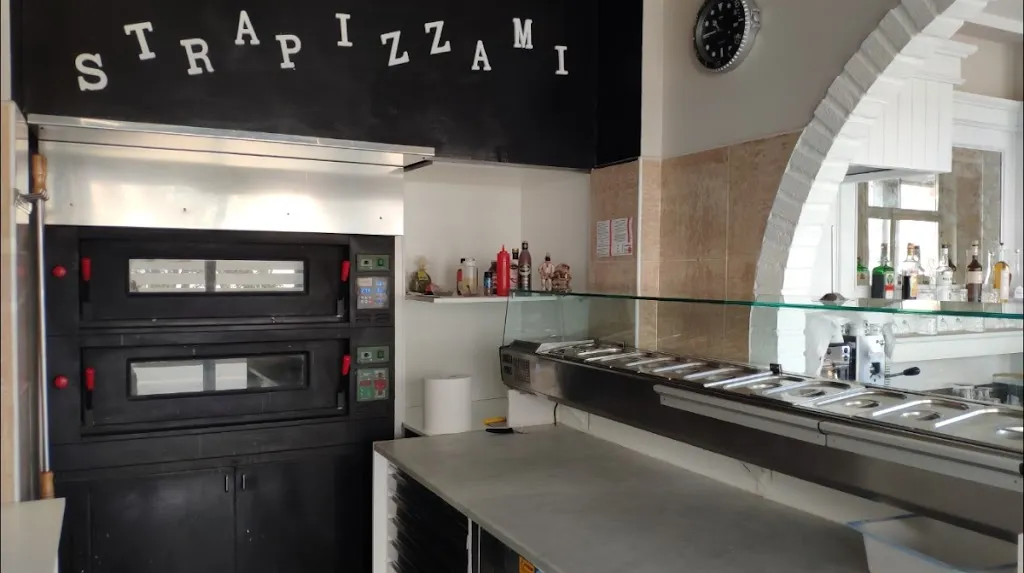 Strapizzami_Bagnolo in Piano_slider_image_1