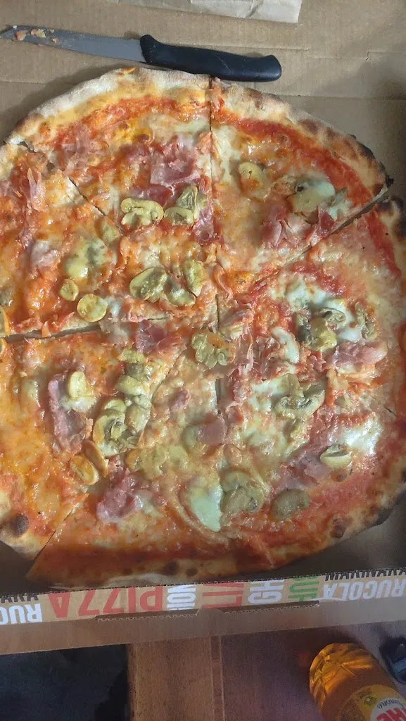 Antonio Lo Monaco_Pizzeria Black Gold da Adelin_Bagnolo in Piano_recensione