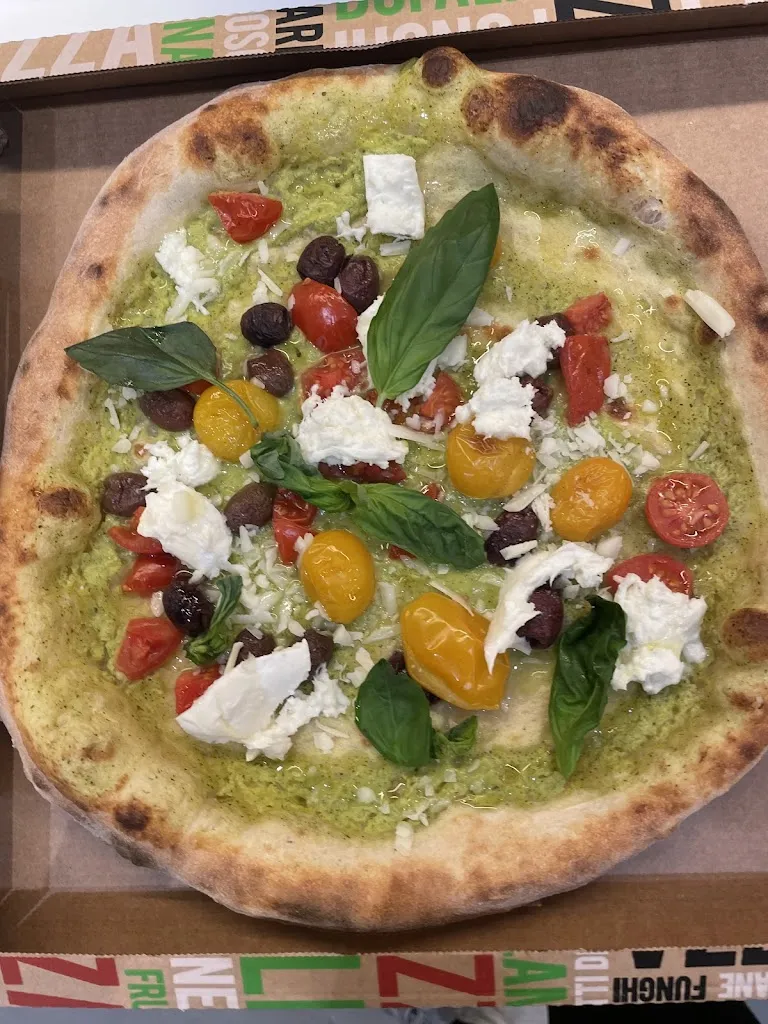 Pizzeria Black Gold da Adelin_Bagnolo in Piano_slider_image_3