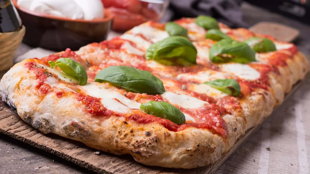 Dolcemente Salato snc di Greco Giovanni_Bagnolo in Piano_slider_image_3