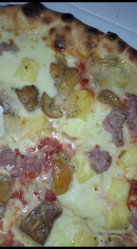 Mara Gobbato_Pizzeria Gambrinus L'asporto_Bagnolo in Piano_review