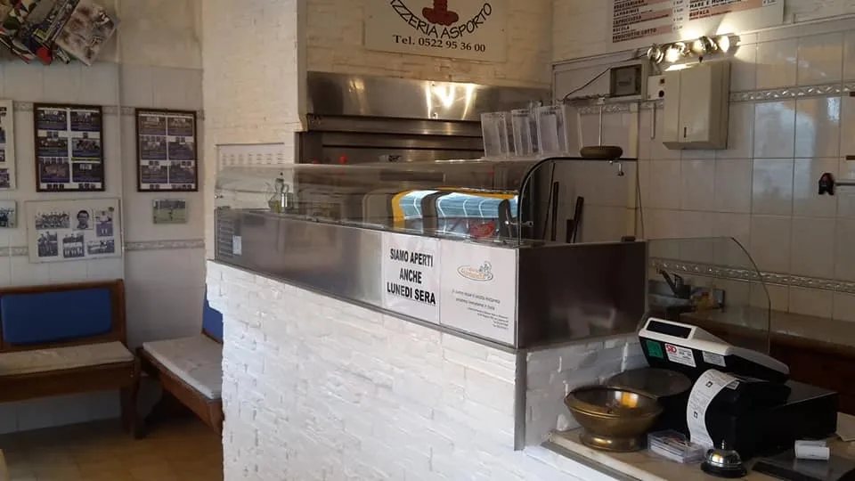 Pizzeria Gambrinus L'asporto restaurant in Bagnolo in Piano