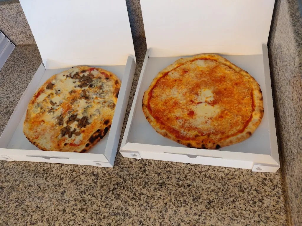 Pizzeria Gambrinus L'asporto_Bagnolo in Piano_slider_image_3