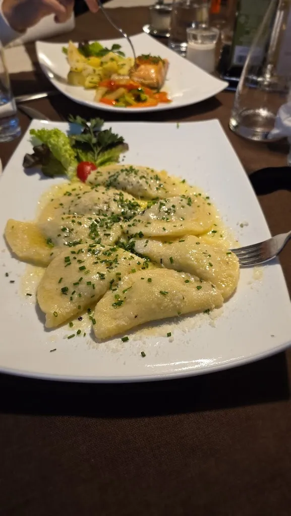 Tzuk ha_Zum Kalten Keller_Barbiano_recensione