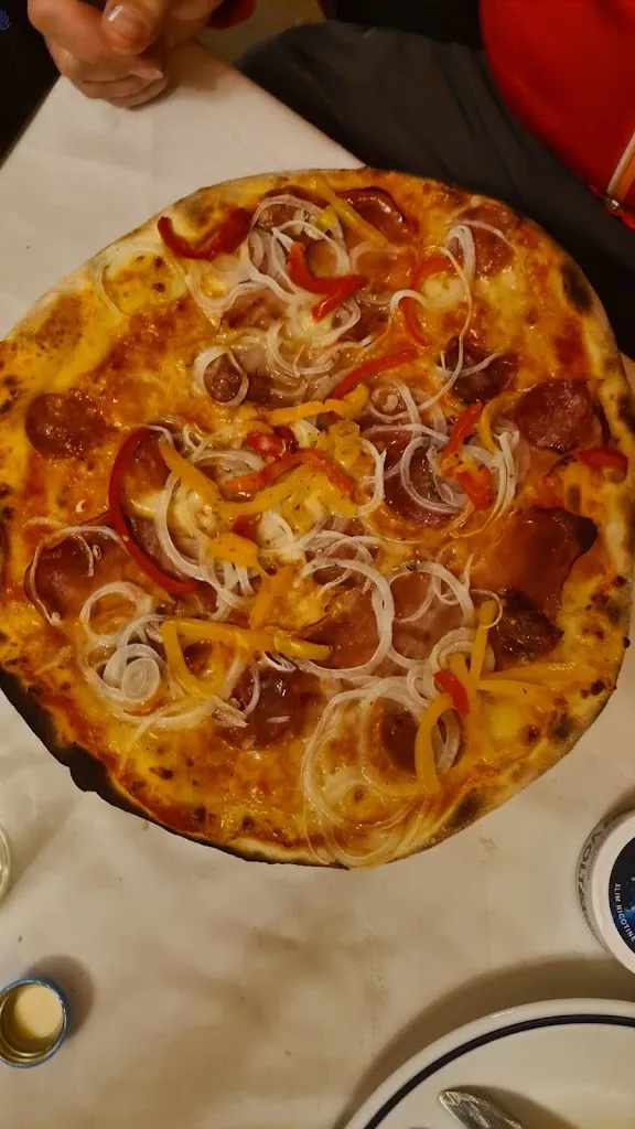 Annae BRad_Schloss Friedburg_Barbiano_review