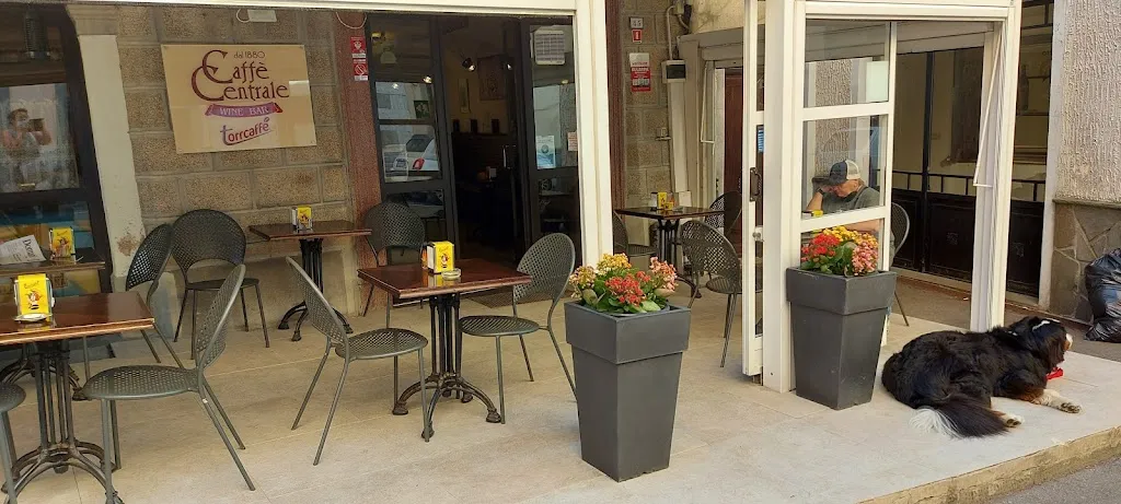 rosaria sidoti_Caffe' Centrale_Bardi_review