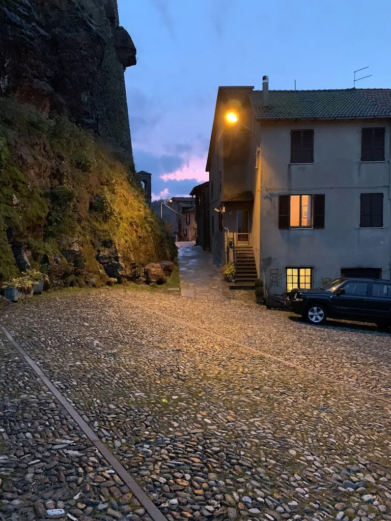 Traveler_Ristorante Le Due Spade_Bardi_review