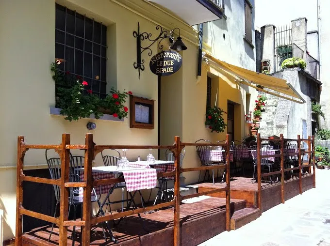 Ristorante Le Due Spade_Bardi_slider_image_1
