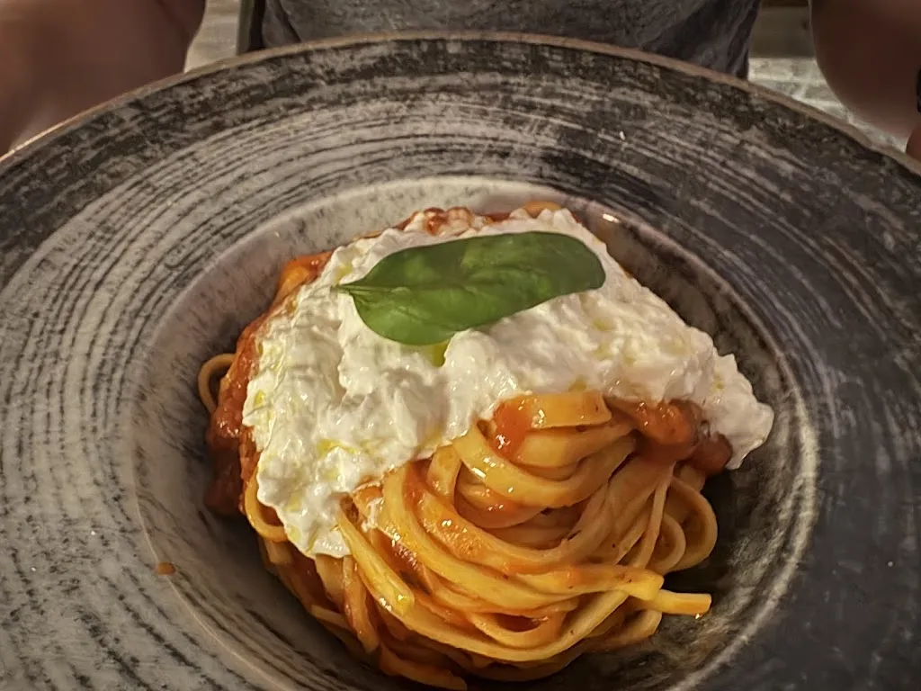 Marlo Noel_De'Bardi Ristorante Enoteca Buchetta del Vino_Bardi_review