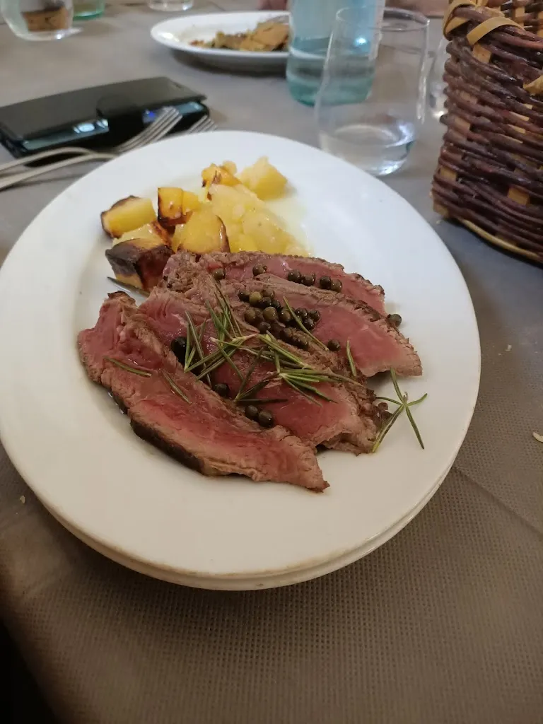 Antica Osteria La Colomba_Bardi_slider_image_3