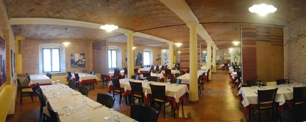 Trattoria Casale Mariposa - Cucina sarda restaurant in Basilicanova