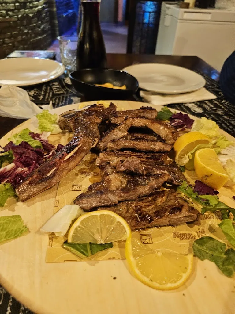 Taverna Greca Parma_Basilicanova_slider_image_3