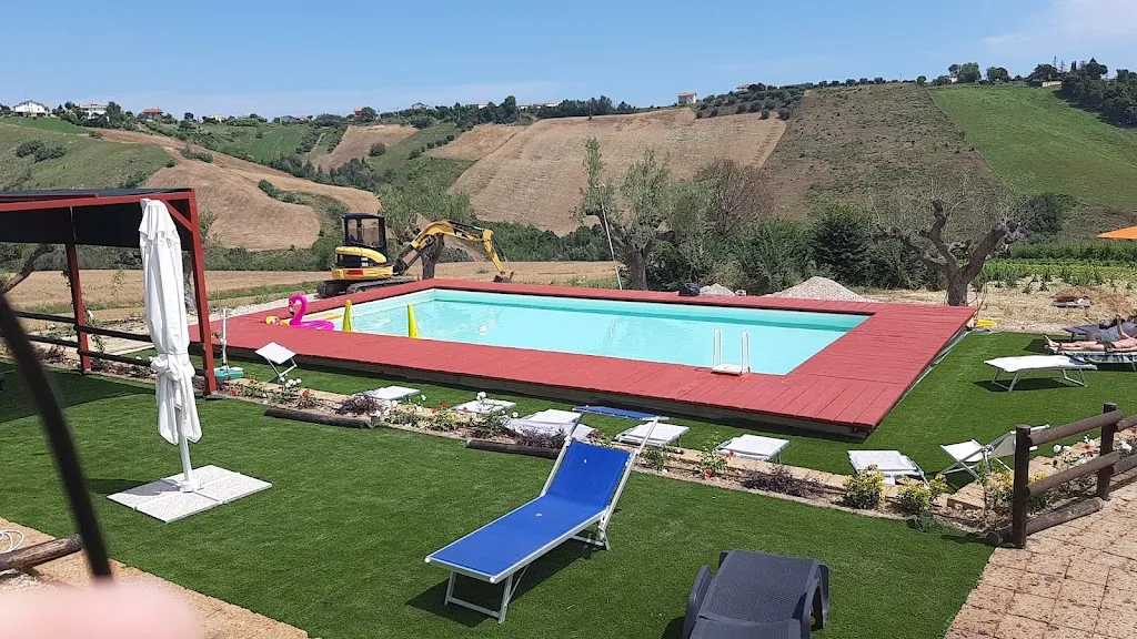 La Fonte Agriturismo con Piscina_Mosciano Sant'Angelo_slider_image_2