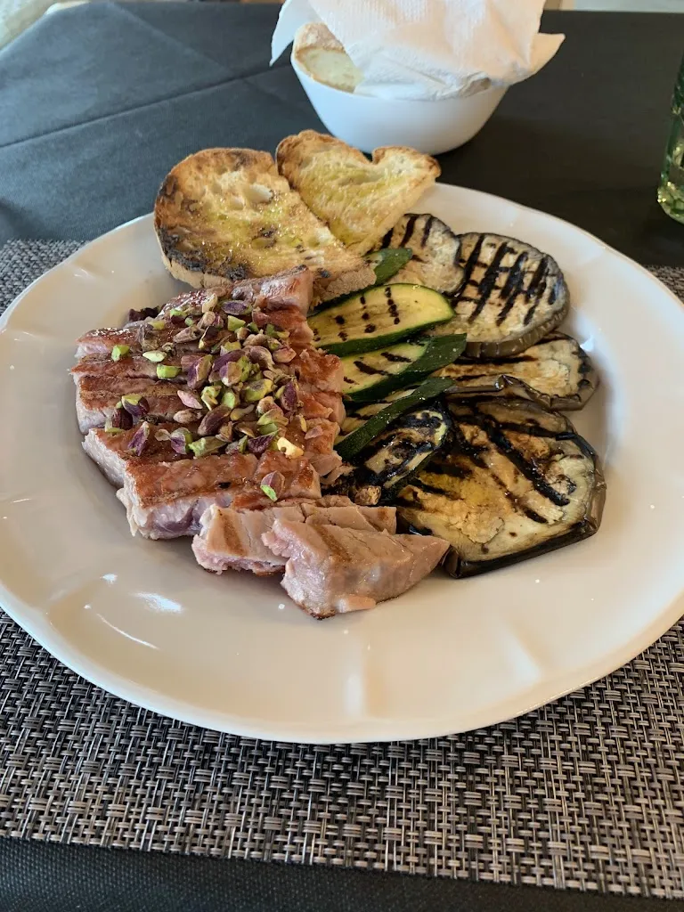 Antonio Congedo_Leonardo Caffetteria & Cucina_Mosciano Sant'Angelo_review