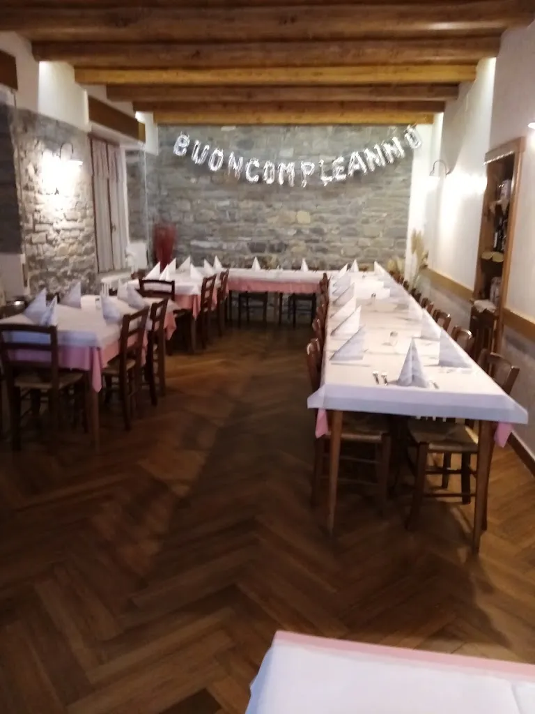 Trattoria Pane e Vino restaurant in Bedonia