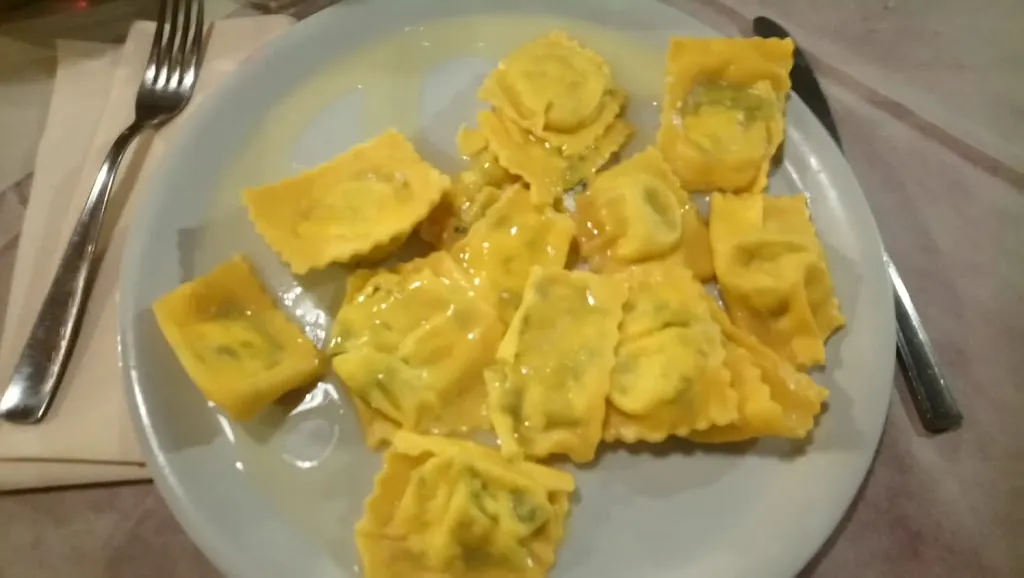 Maurizio MARTELLA_Taverna Di Coco_Bedonia_review