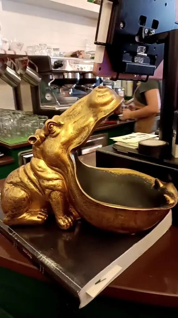 Ma.Ma. Arts & Bistrot_Berzantina_slider_image_2