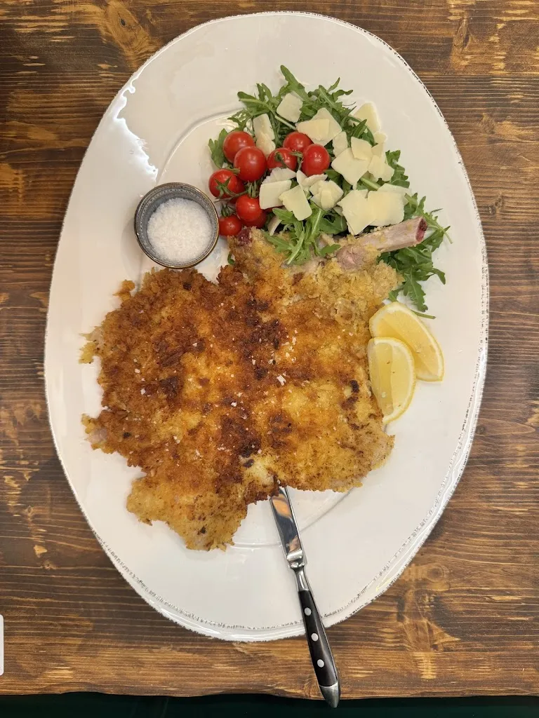 Ma.Ma. Arts & Bistrot_Berzantina_slider_image_3